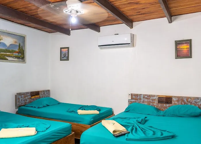 El Baquiano Hotel
